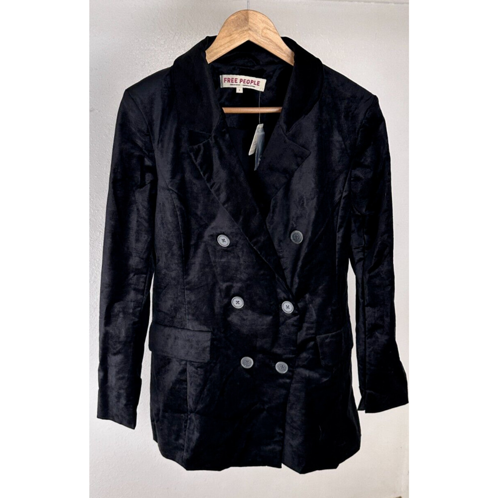 FREE PEOPLE COSMO VELVET DOUBLE BREASTED BLAZER IN BLACK NWT WOMEN'S SIZE SMALL